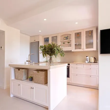 Genteel Costa De Nagueles *